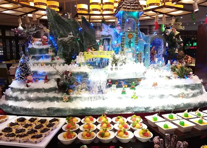 Royal Ha Long