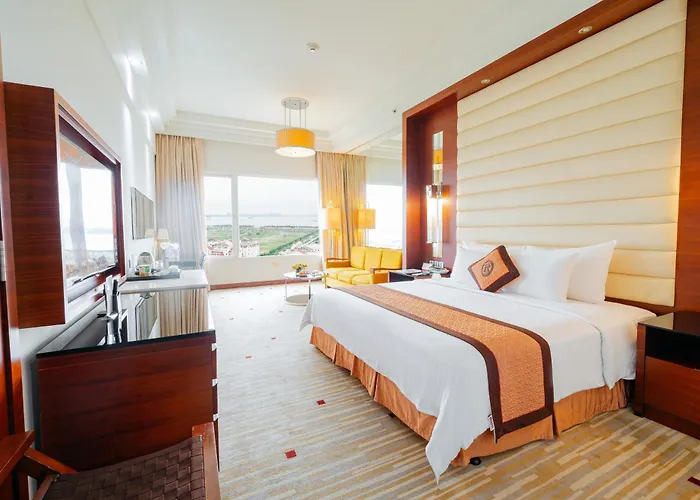 Royal 5* Ha Long