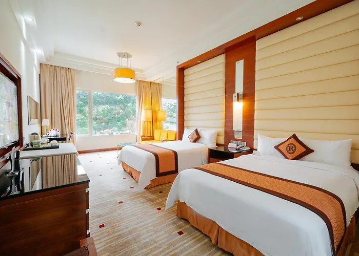Royal 5* Ha Long