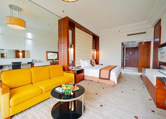 Royal Hotel Ha Long