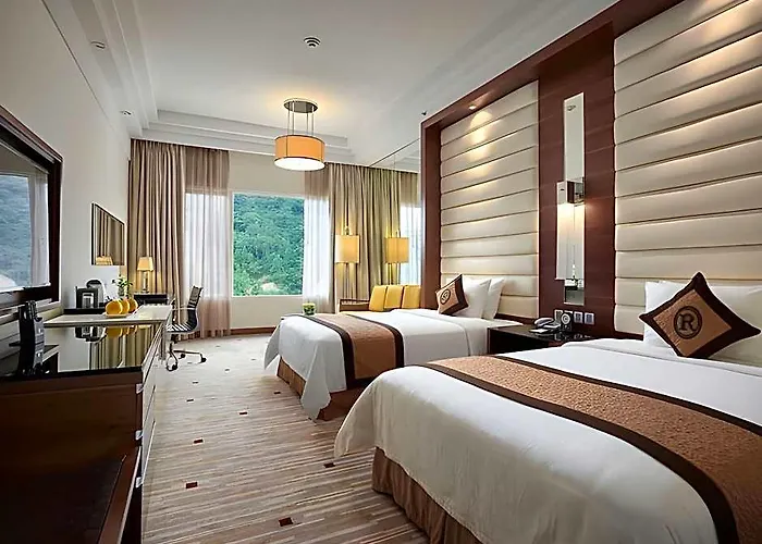 Royal Hotel 5*
